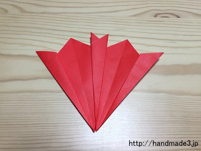 折り紙でカーネーション 子供にも作れる簡単な折り方は
